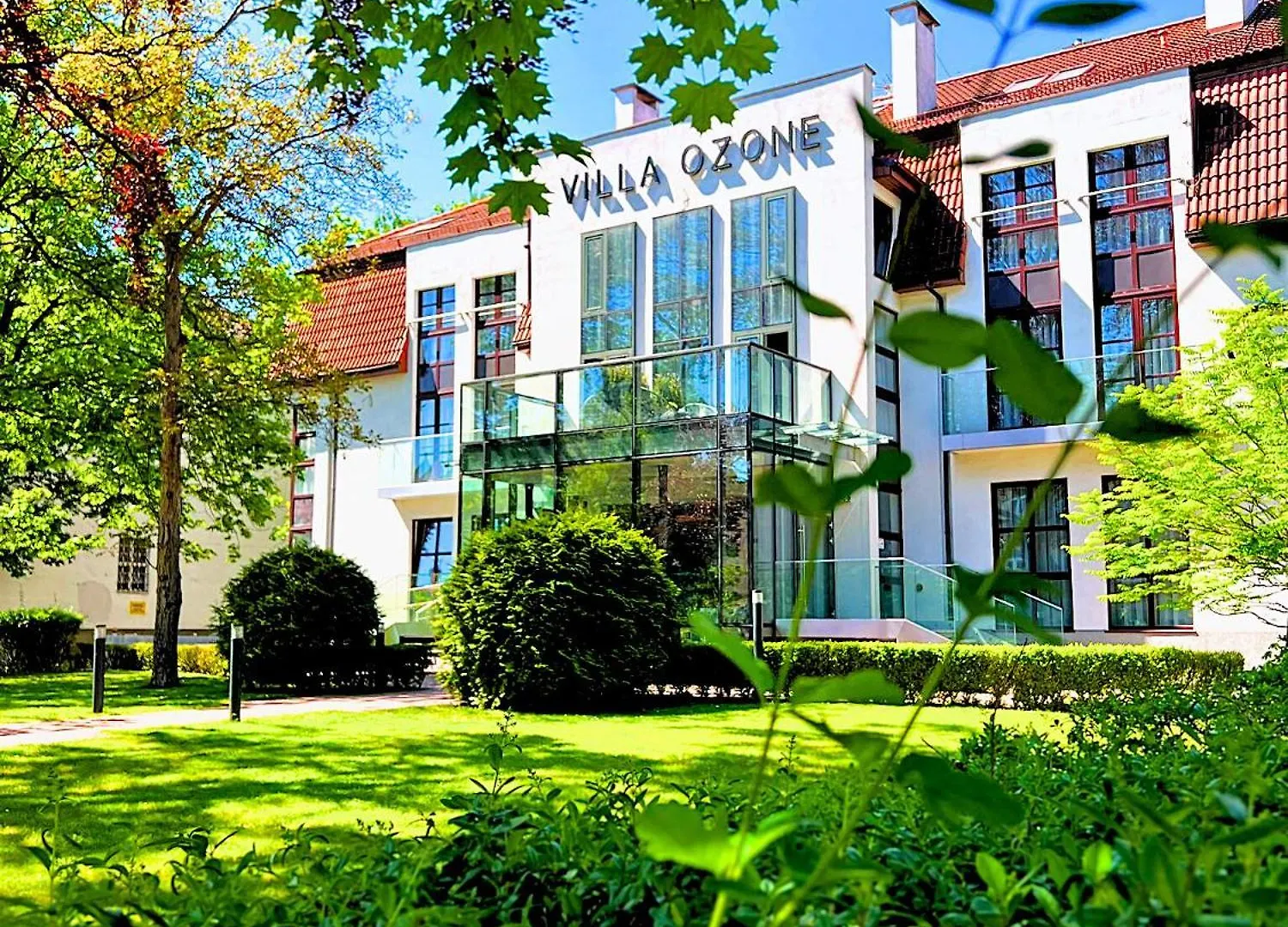 Villa Ozone contacts